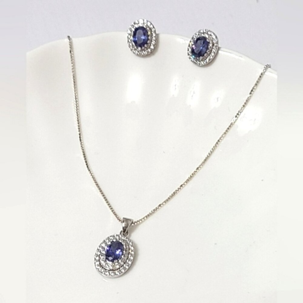 Vintage Elegant Sterling Silver Blue Sapphire Double Halo Stud Earrings Necklace